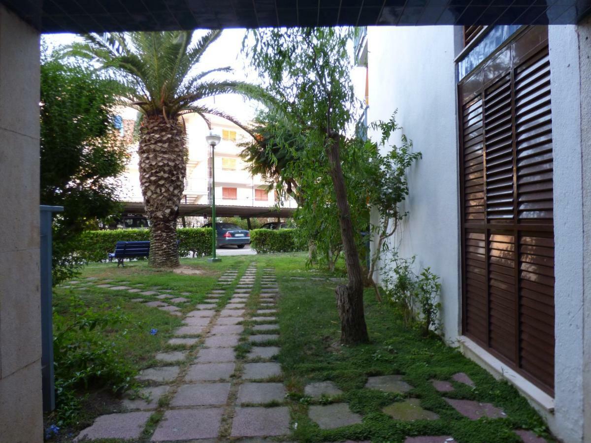 Reus Mediterrani Apartment Cambrils Exterior photo